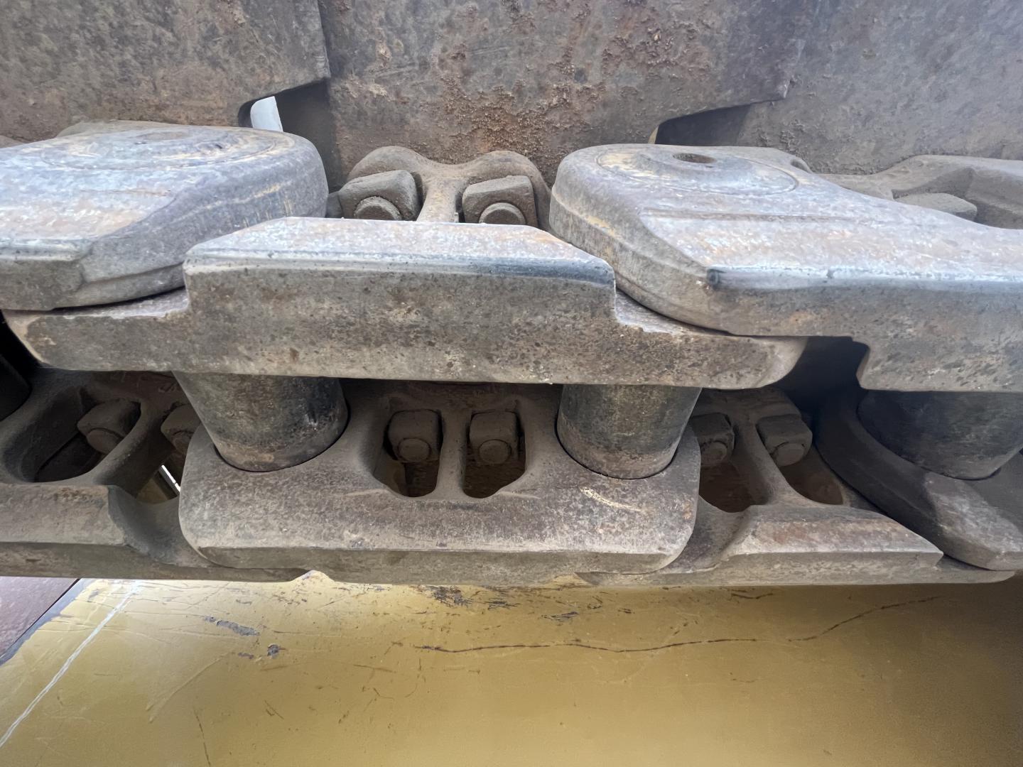 ./imagenes/INVOICE/2019/16116/TOPADOR FRONTAL CATERPILLAR D6T XL (16).JPG